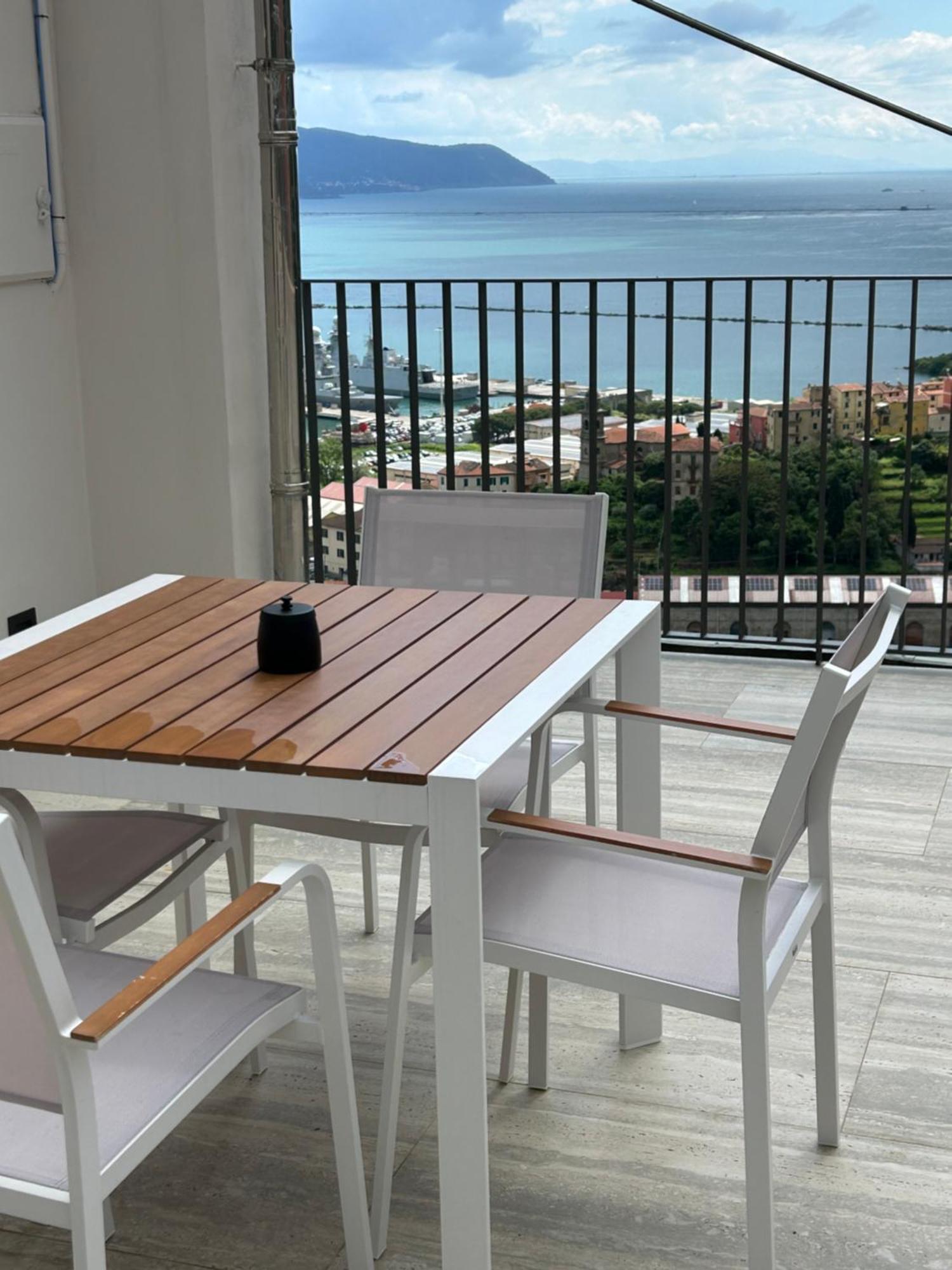 Miramare Apartments&Suites La Spezia Oda fotoğraf